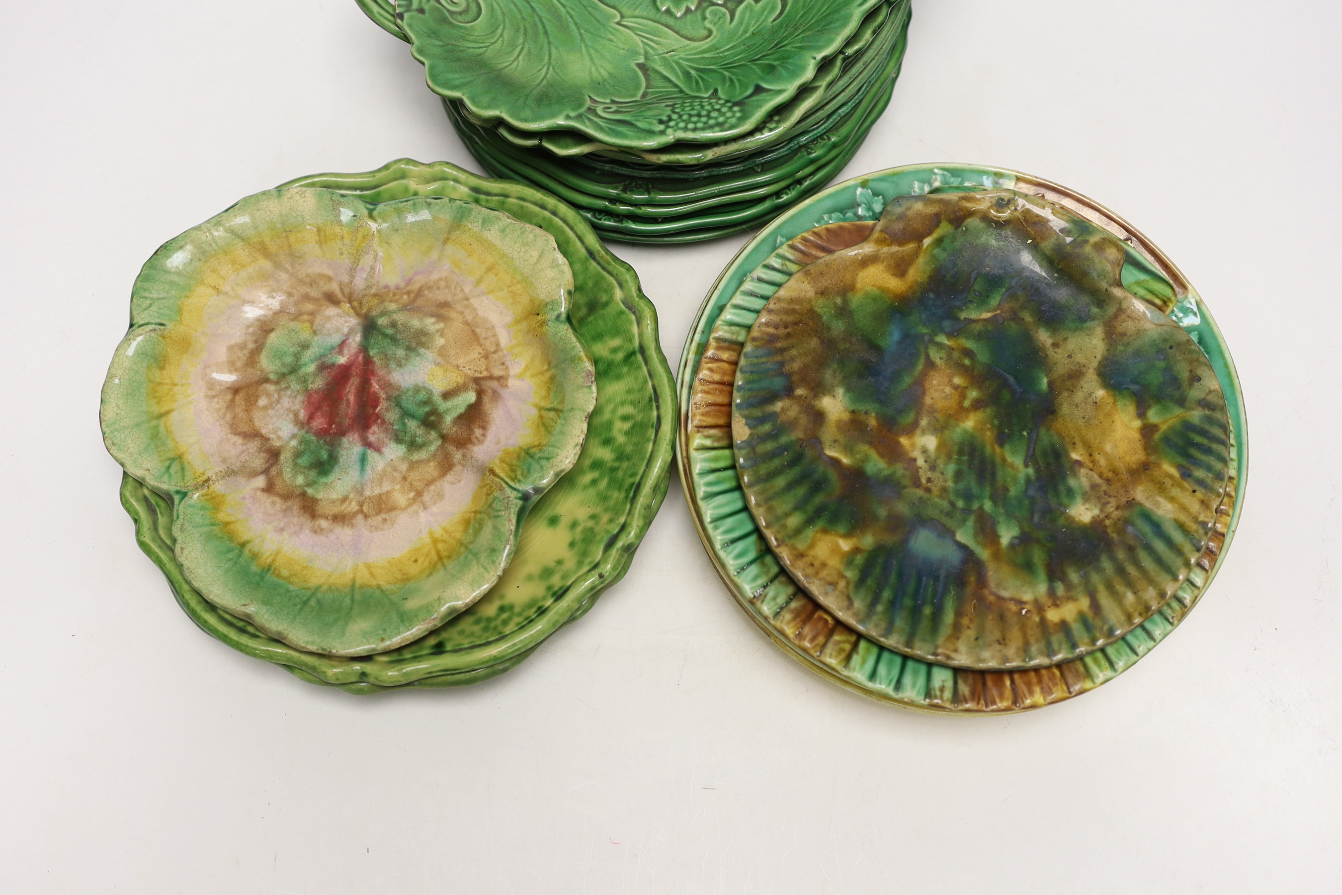 A group of 19th/20th century greenware and majolica plates and dishes (18)